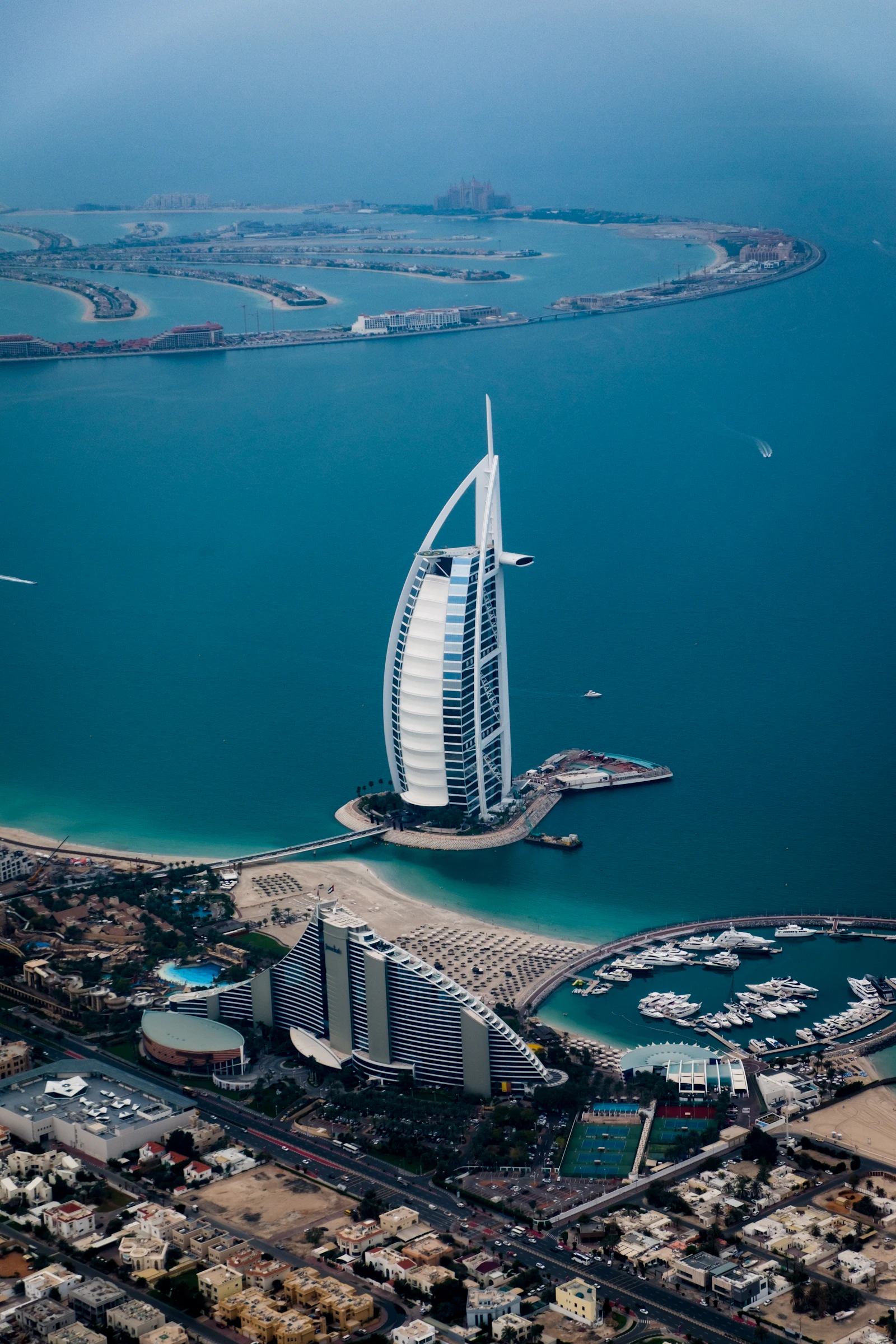 Business architecture in the UAE, used on the ATLANTIS UNION LLC FZ contact page.